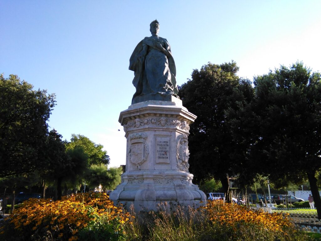 Monumento Reina Mª Cristina